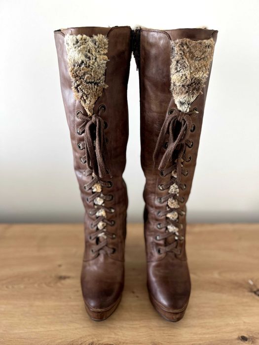 Eleganckie zimowe kozaki z futerkiem