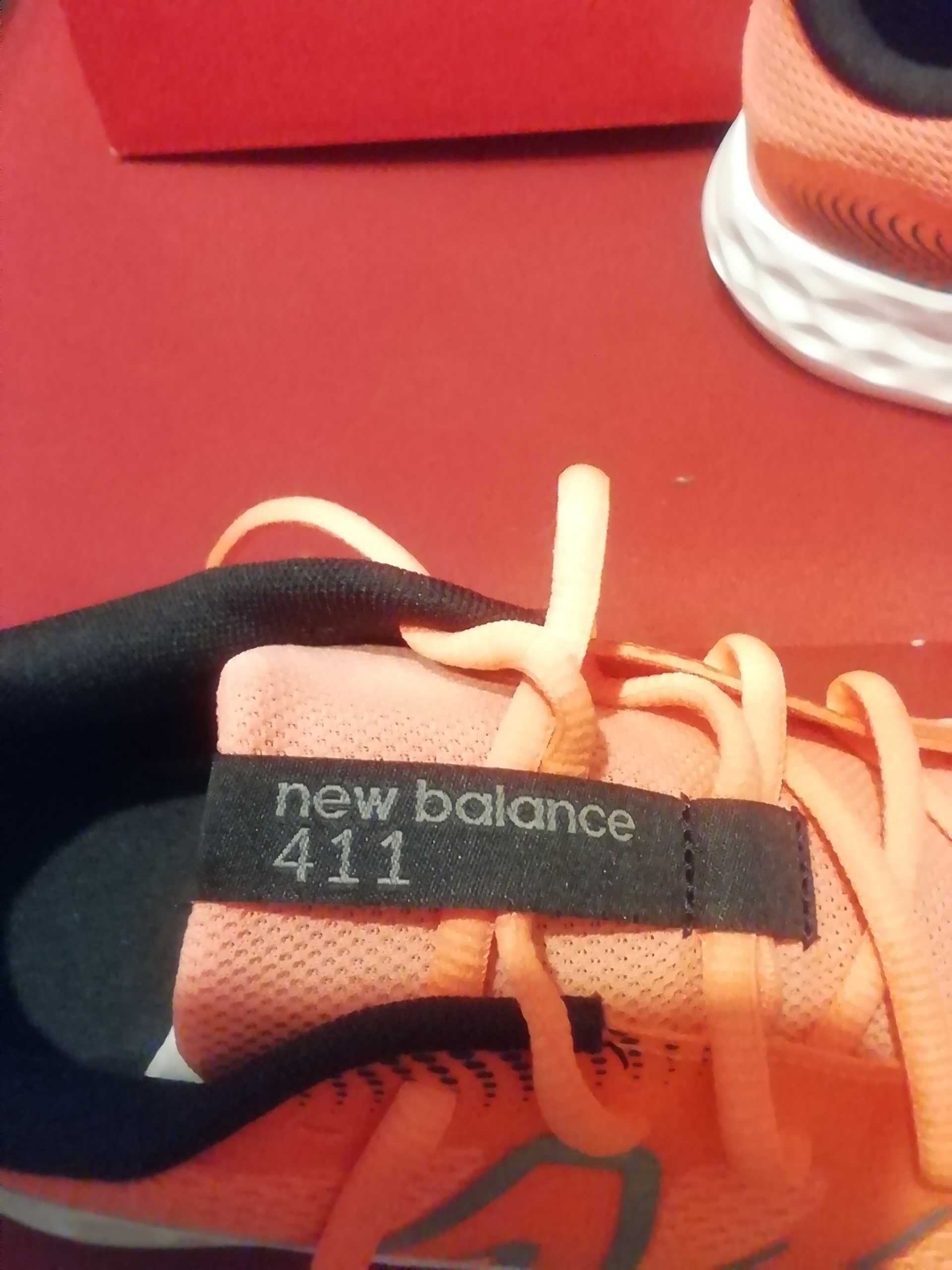 Nowe męskie buty sportowe New Balance.