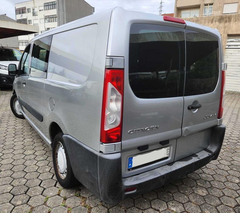 Citroen Jumpy de 6 lugares e carga 2.000cm3 Versão Longa