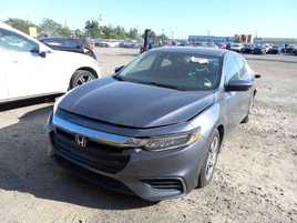 Honda Insight 18-22p бампер комплектний кузовні запчастини в наявності