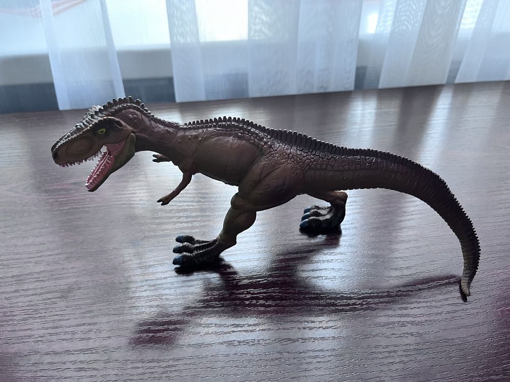 Динозавр іграшка пластикова