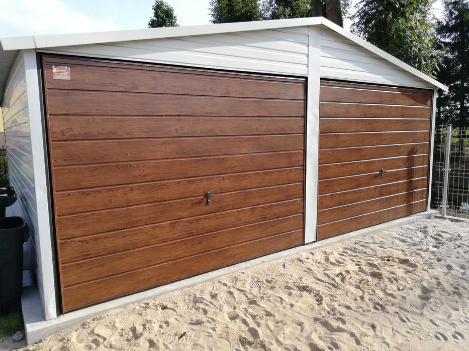 Ładny Garaż Blaszany Dwuspadowy - TANIE - Garaże Blaszane - Maj-Blach