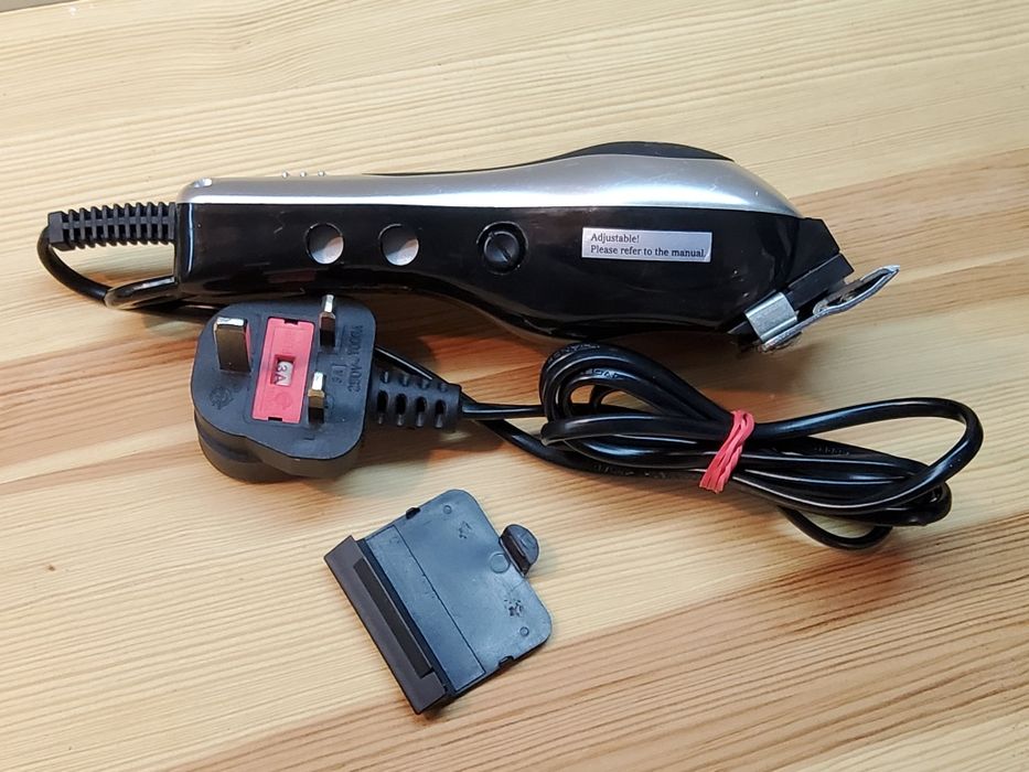 Машинка для стрижки Omega HC-06