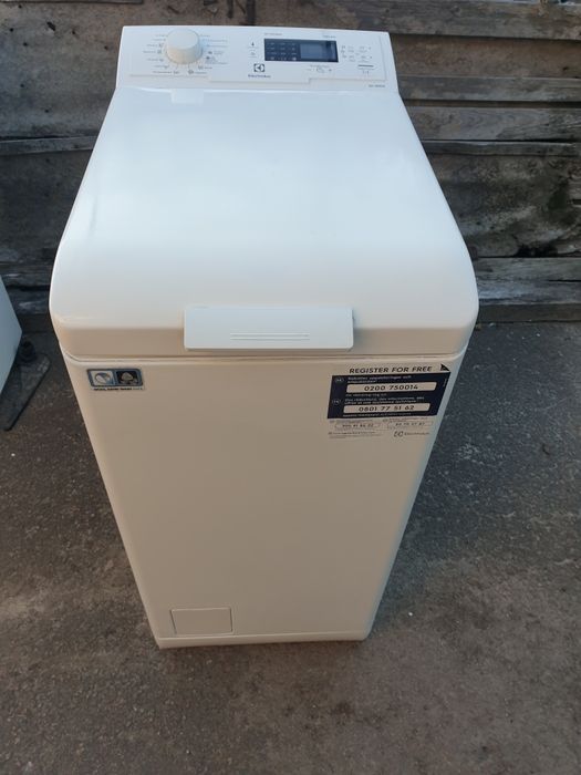 Продам стиральную машинку Єлектролюкс на 6 кг.Загрузки.