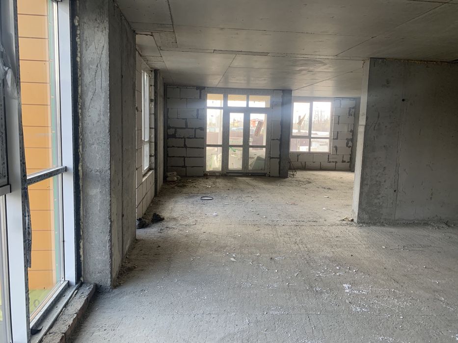 Оренда нж Піонерський квартал Чабани 145кв,м фасад