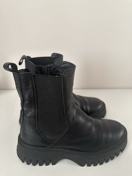 Жіночі черевики ботинки зимові на овчині хутрі