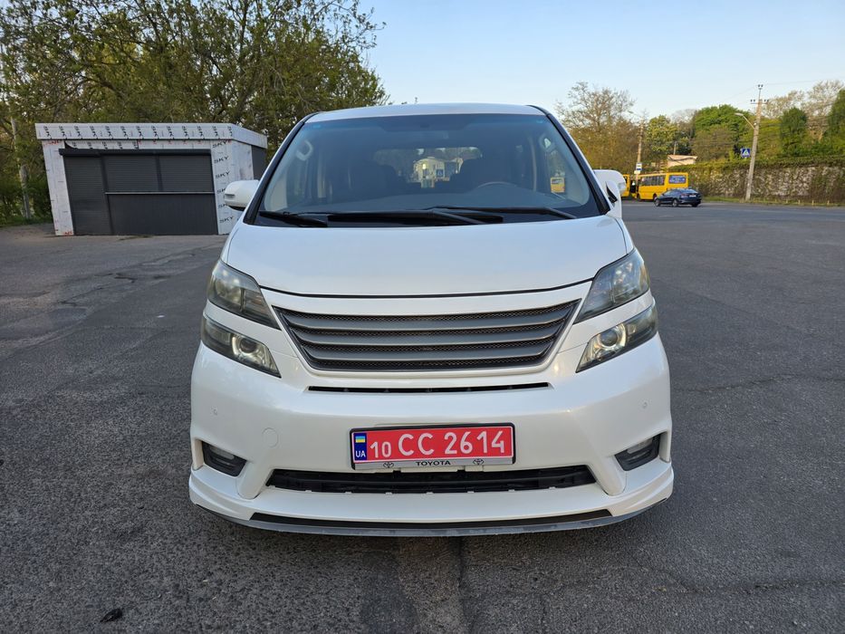 Toyota Vellfire 2,4 CVT 2010 7 мест