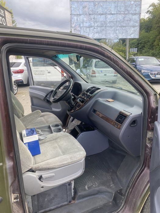 Mercedes benz vito w638