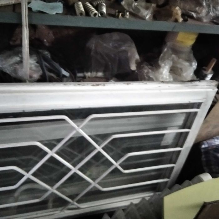 Двери двухстворчатые входные в магазин полностью металл б/у