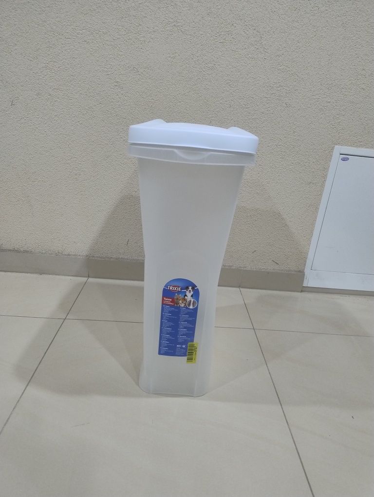 Pojemnik na karmę/ żwirek