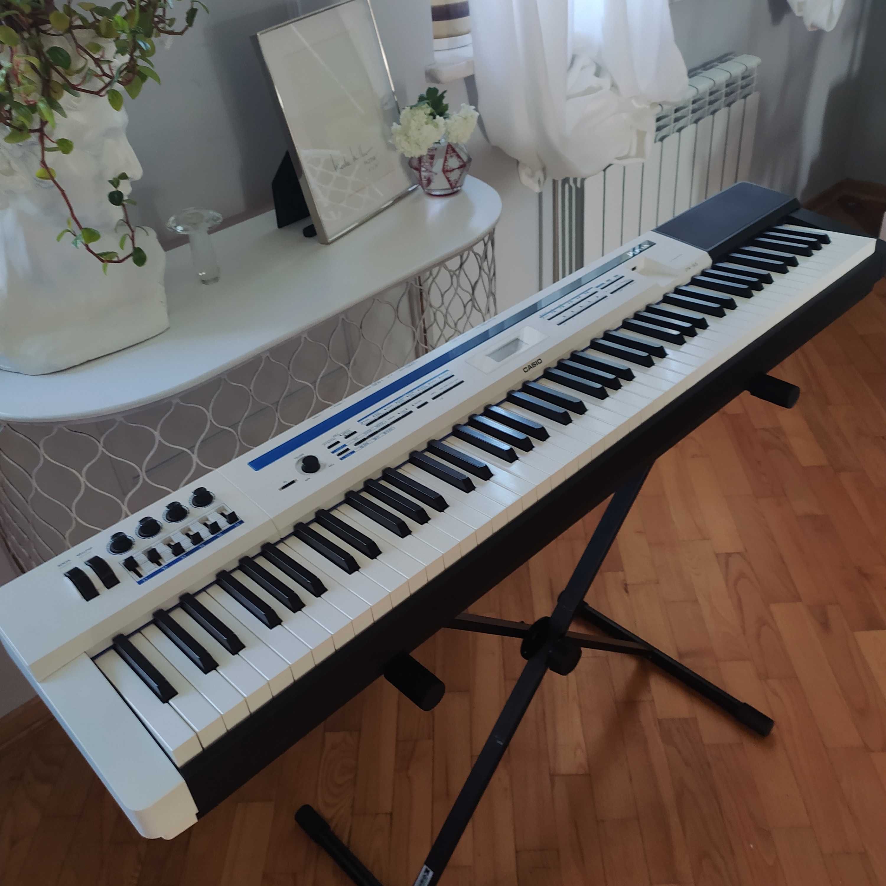 Casio PX-5S WE / pianino cyfrowe