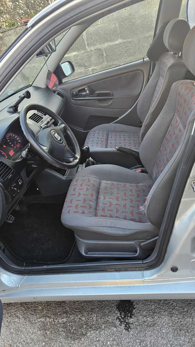 Seat Córdoba Vario 1.4 Gasolina 2000 BARATO