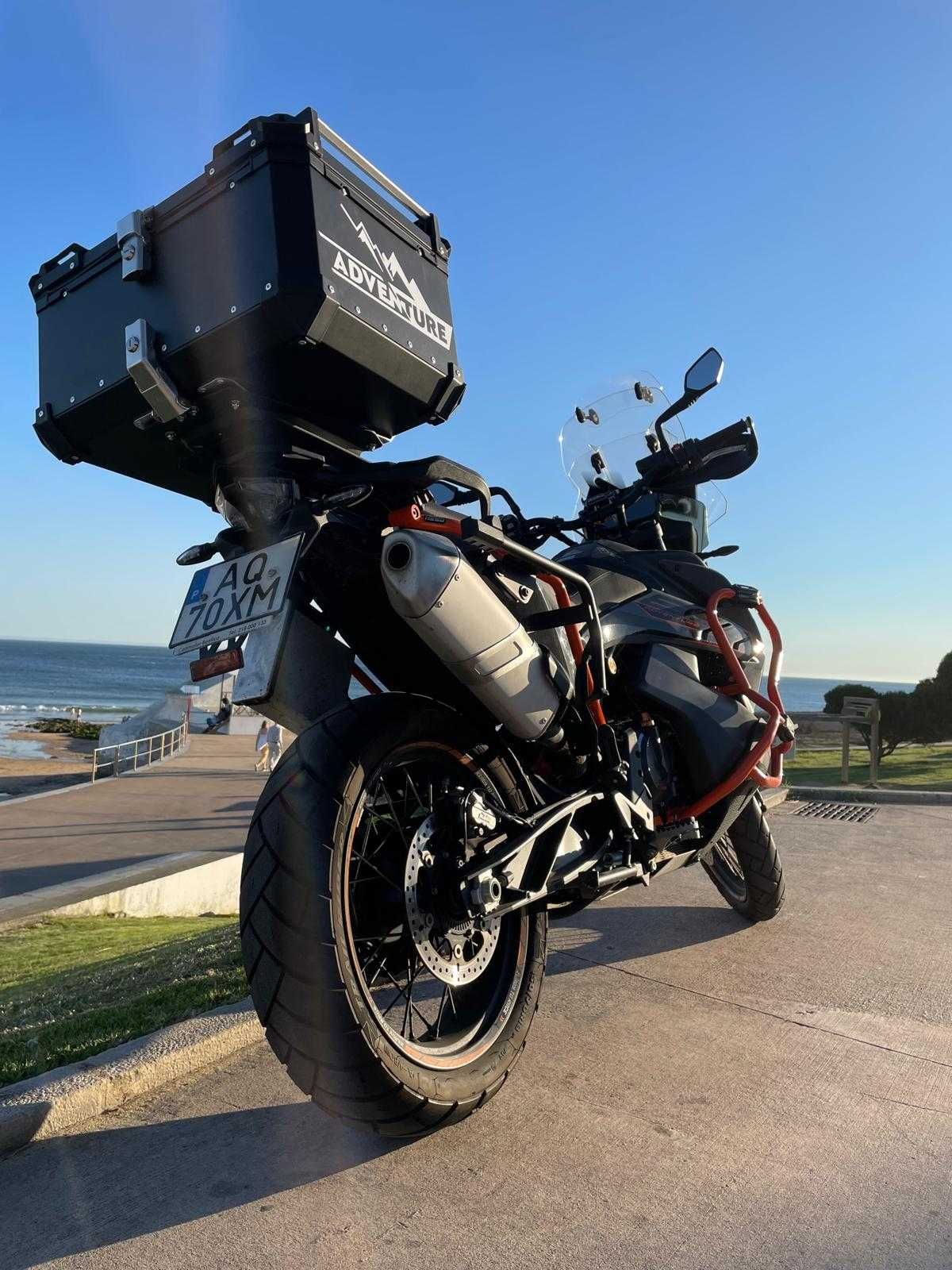 Moto KTM 890 Adventure unica!