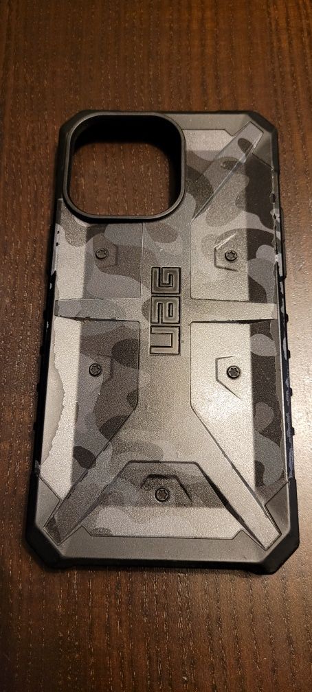 Etui UAG dla iPhone 14 pro max