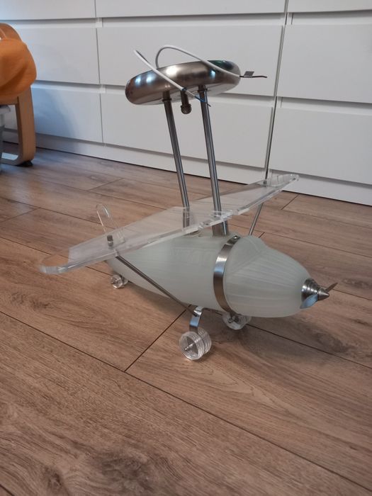 Lampa samolot używana