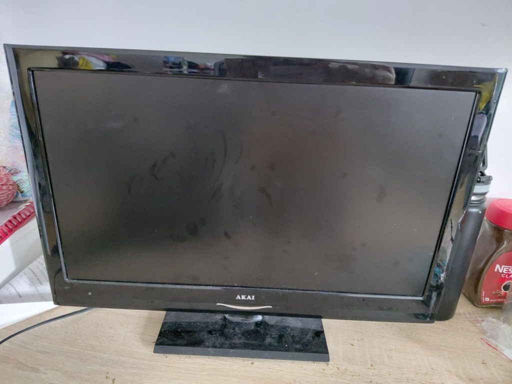 Akai telewizor/monitor 24 cale