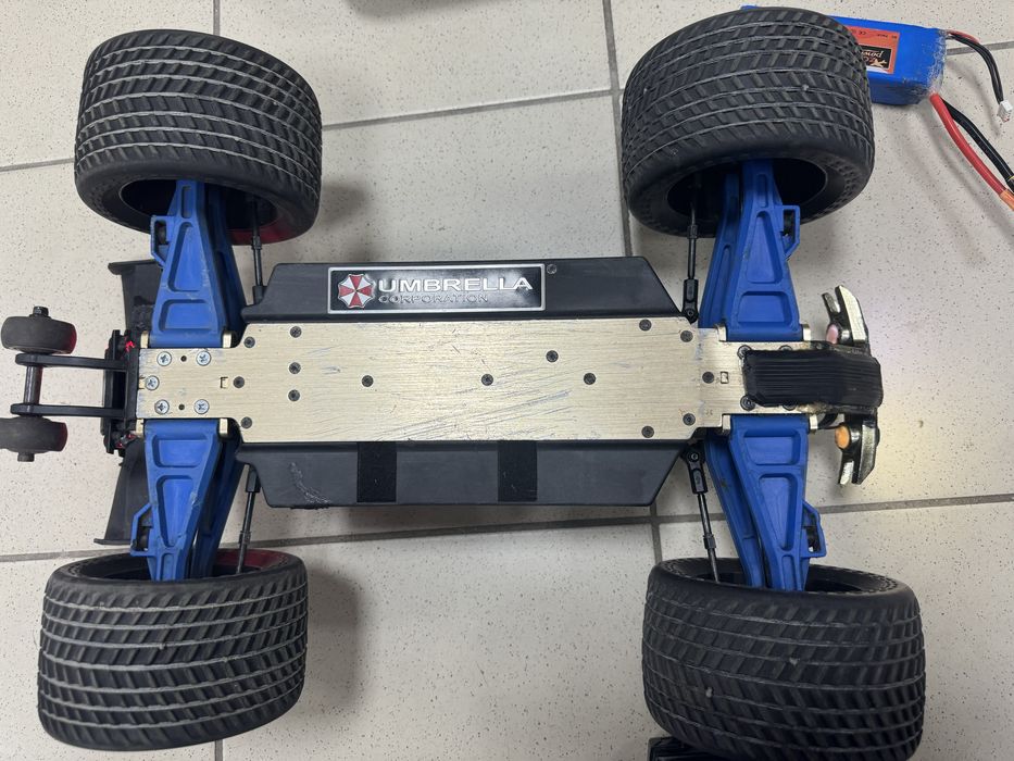 Jlb j3 speed traxxas x-max 3s remo hobby wltoys himoto машинка пульт