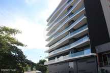 Apartamento T4 para venda