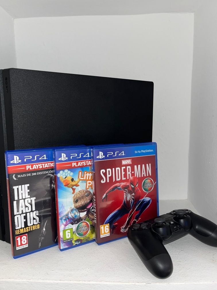 PS4 PRO  + Jailbreak