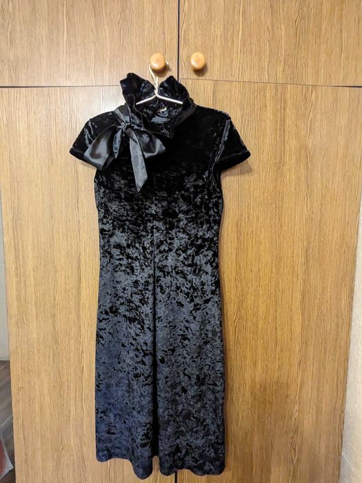 Плаття в пайєтки, нарядні плаття 38, M