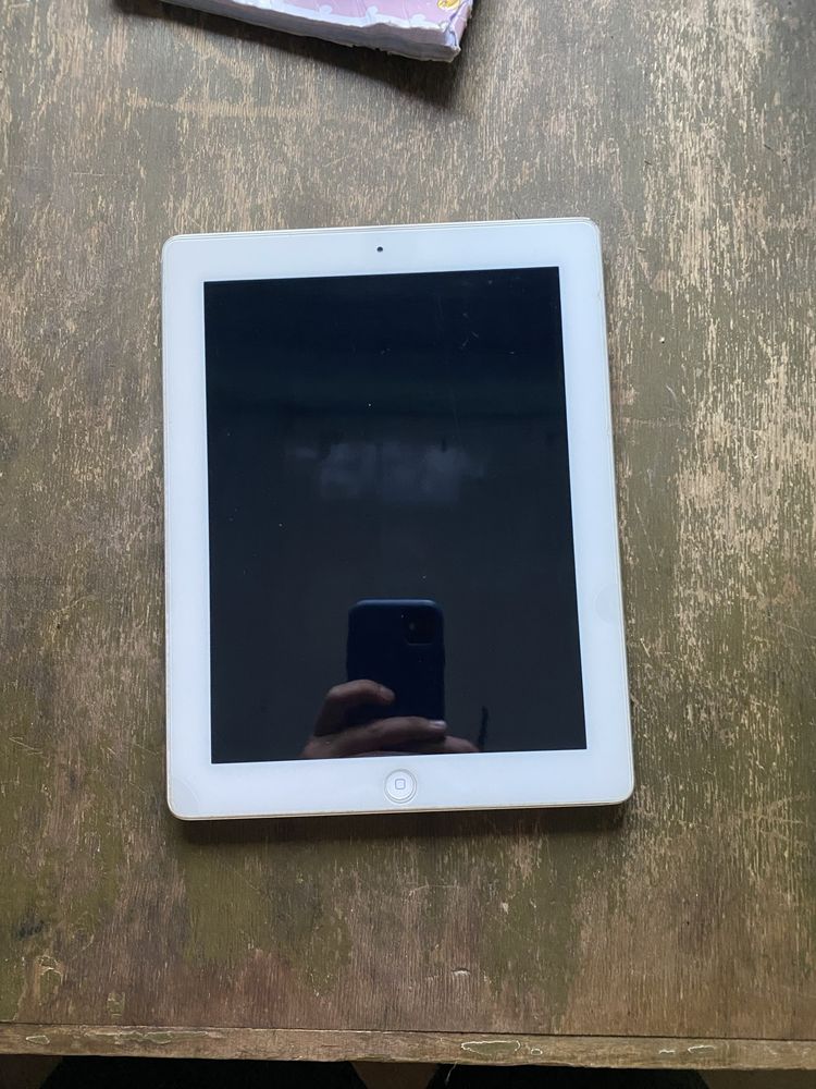Планшет Ipad 4