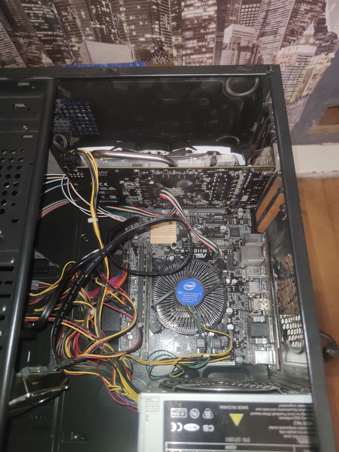 Компьютер игровой тянет все игры i5 6400 8gb ddr4 1070 8gb ssd128 hd