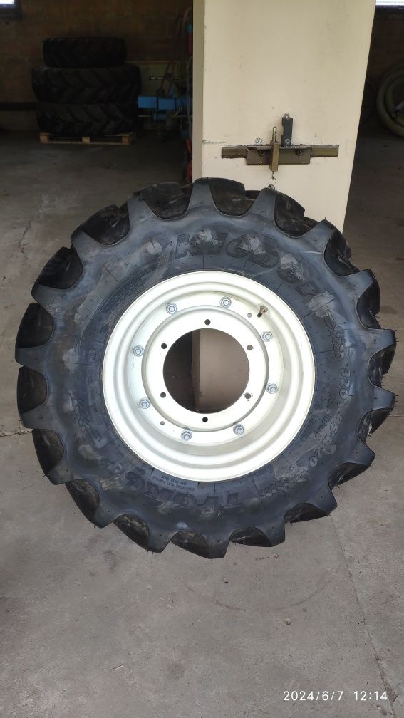 Komplet kół rolniczych 2x 380/85R30 (14.9 R30) 2x 320/85R20 (12.4 R20)