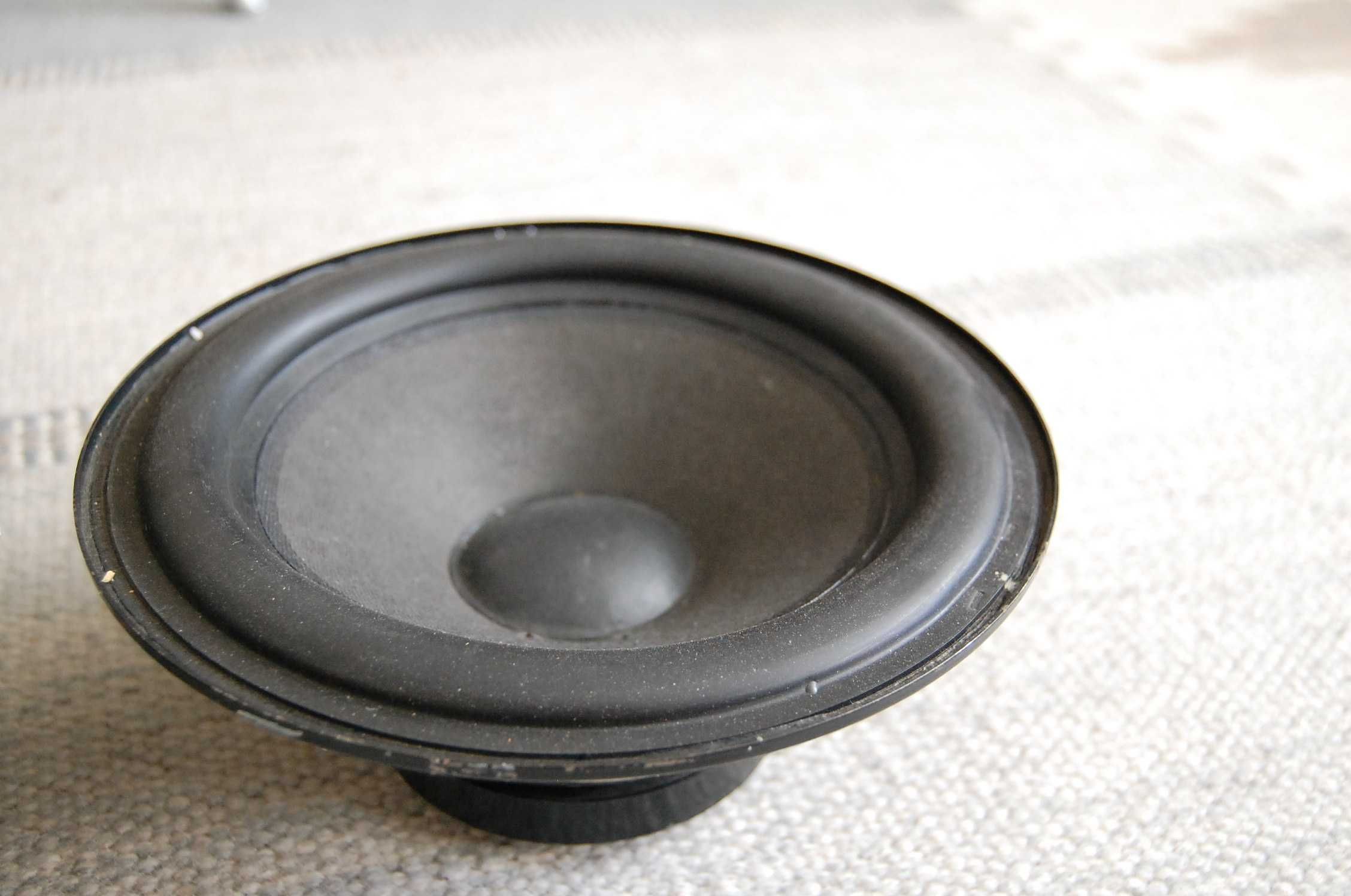 Beovox, Bang & Olufsen głośnik basowy