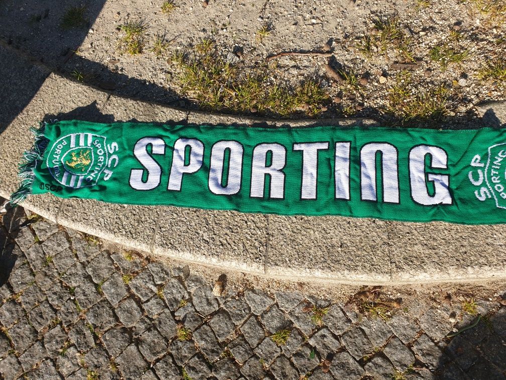 cachecóis Porto e Sporting