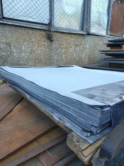 Blacha ocynkowana w 2 gatunku. Duży wybór różnych arkuszy w Warszawie