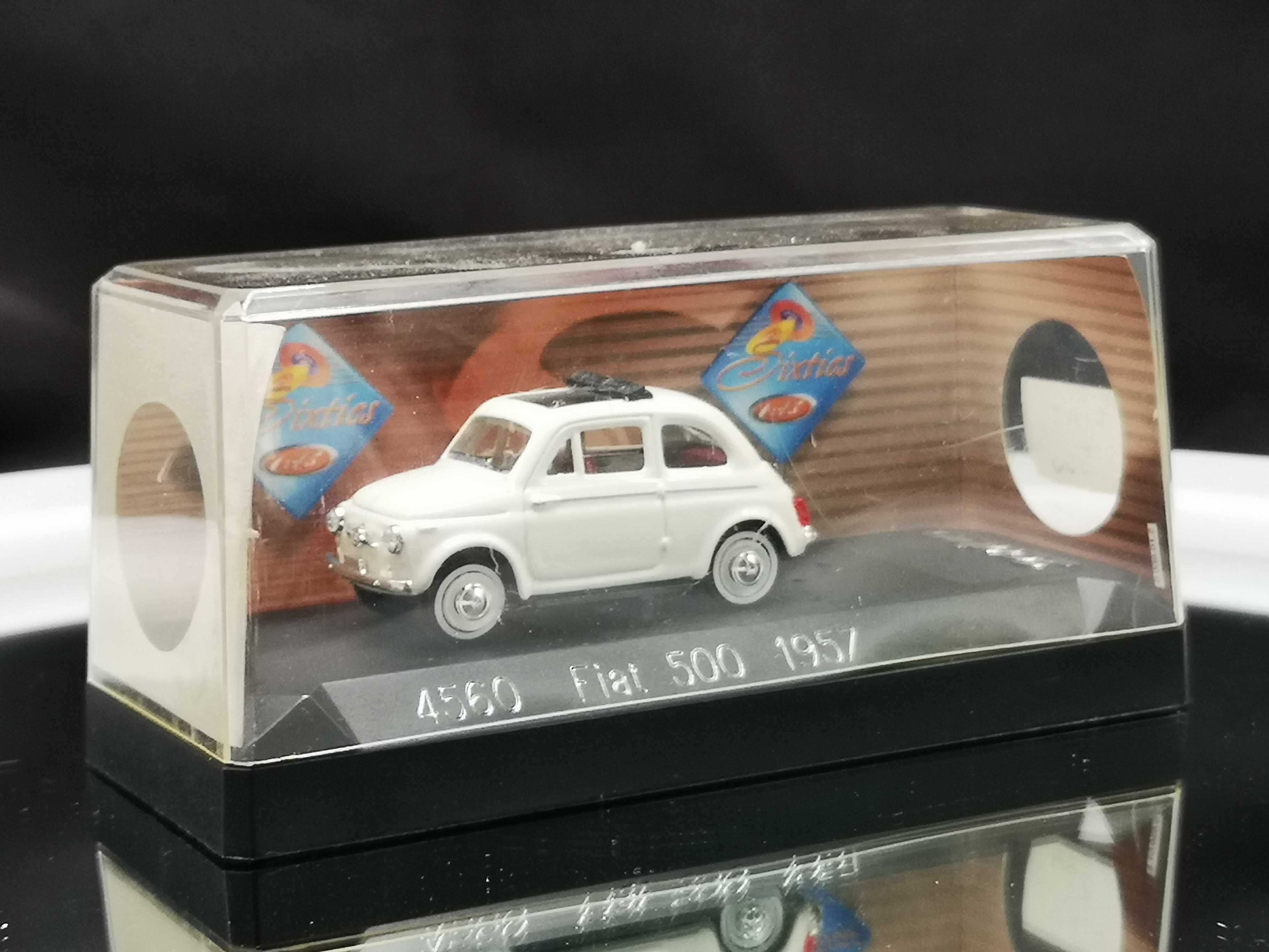 Linda miniatura Fiat 500 - modelo de 1957, escala 1/43 da Solido