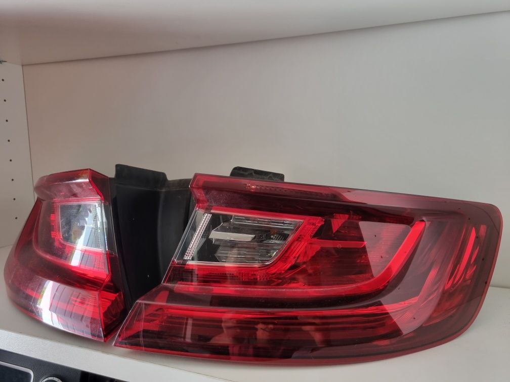 Renault Megane 4 farolins carro