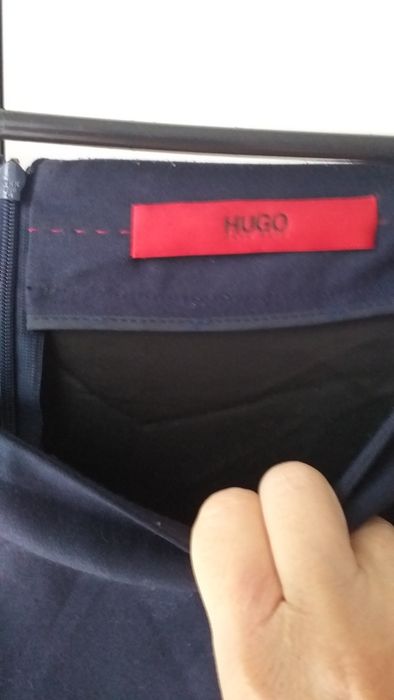 Spódnica Hugo Boss 12 40 granatowa do kolan trapezowa