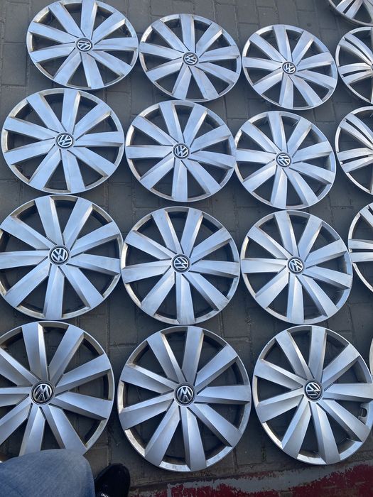 Оригінальні Ковпаки R16 на Volkswagen passat b7,b8,T5,T6,golf 5,6,7,8