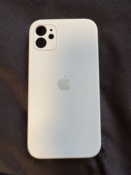 Чохол на iPhone 11