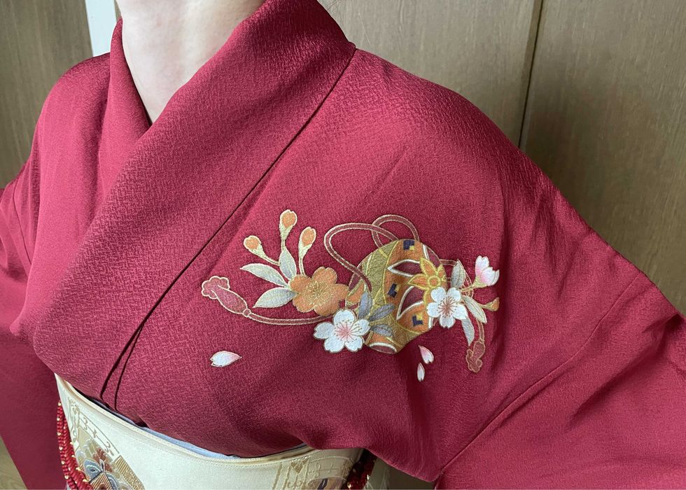 Japońskie kimono furisode + pas obi + sznur obijime + torebka