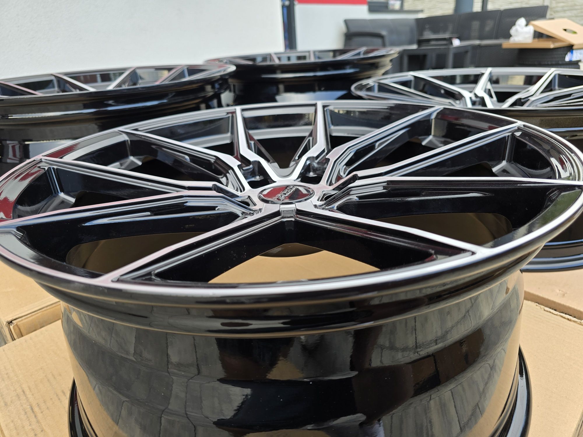 Alufelgi 20" 5x120 9J ET30 i 10J ET40  BMW E92 F30 F31 F10 F11 F01 E92