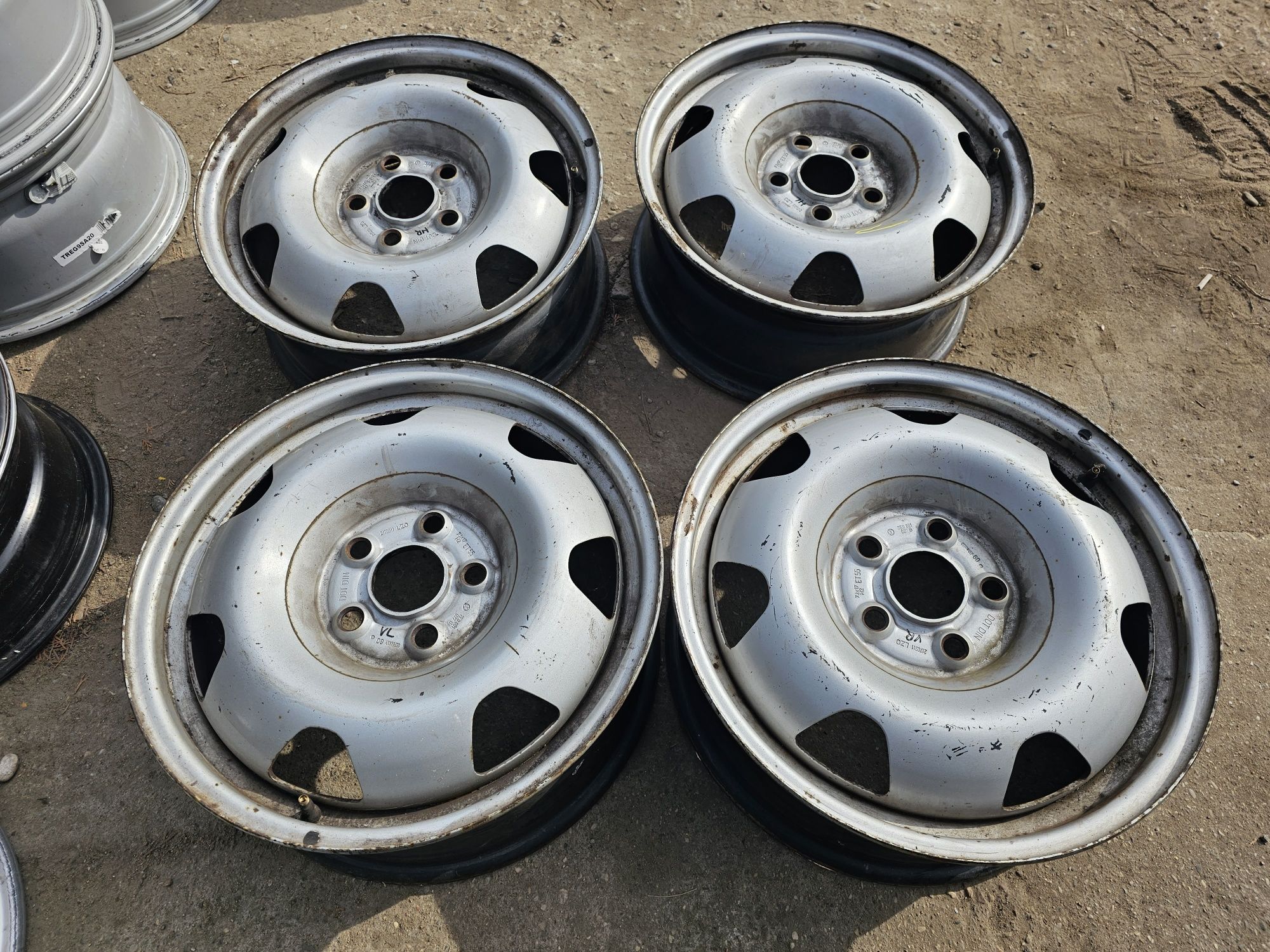 Felgi Stalowe Volkswagen Transporter T5 R17 5x120 ET55-7J
