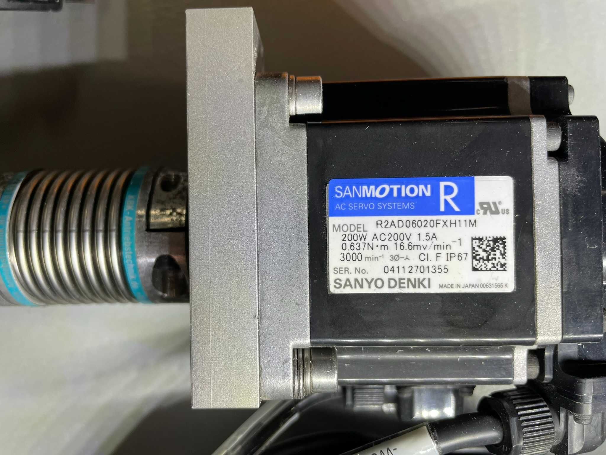 Комплект для ЧПУ , серводвигатели + сервопаки sanmotion