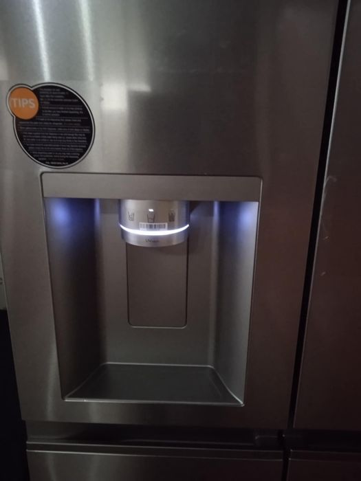 Vendo Frigorífico Americano com Congelador Marca LG