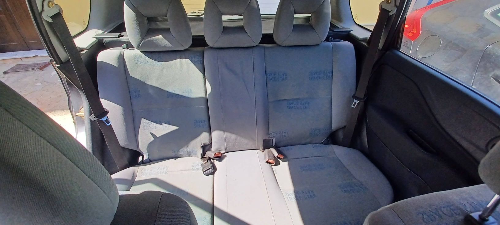 Mitsubishi space star