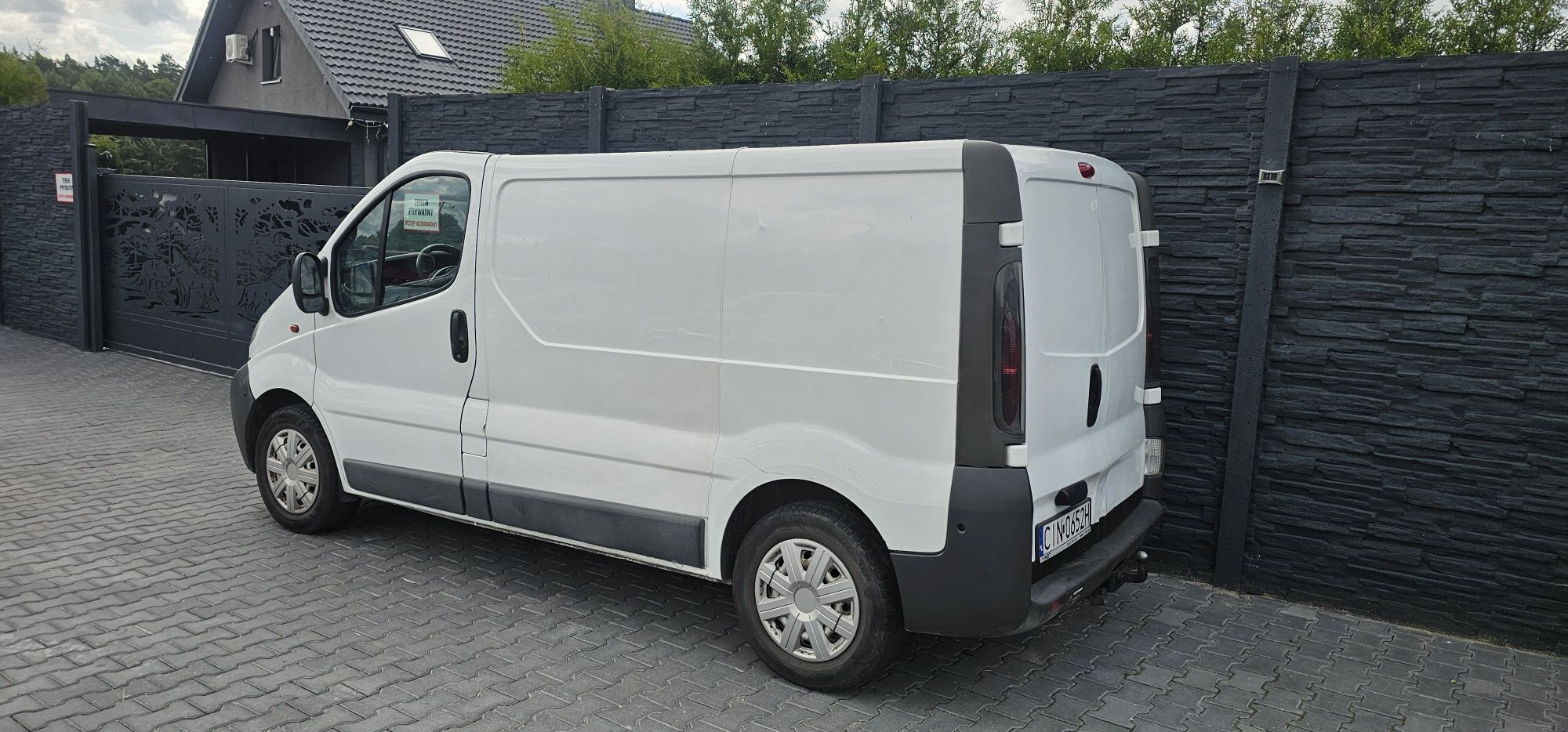 Skup aut Toruń Opel Vivaro 2004r 1.9D Blaszak Dostawczych