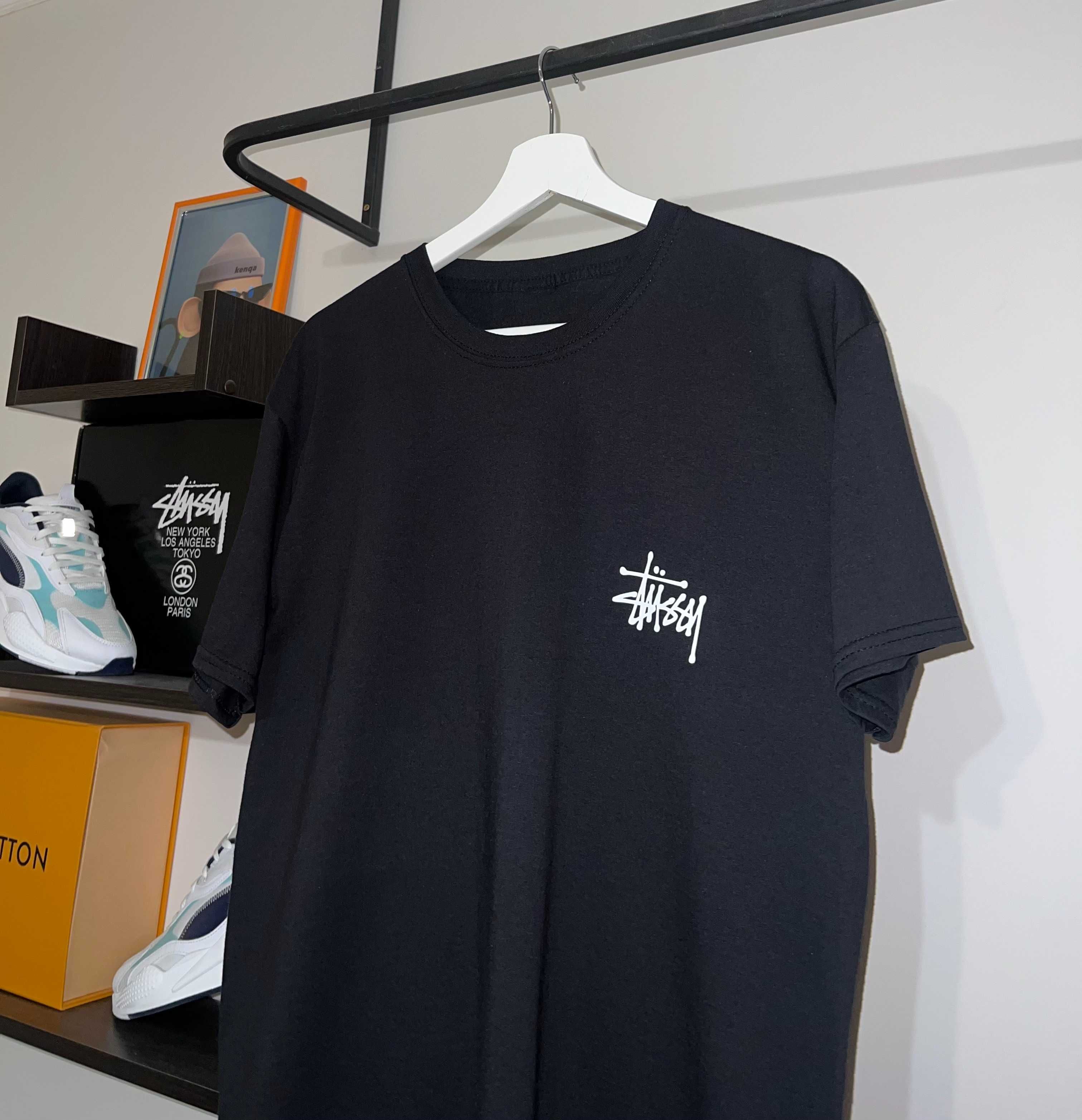 Футболка Stussy (чорного кольору)