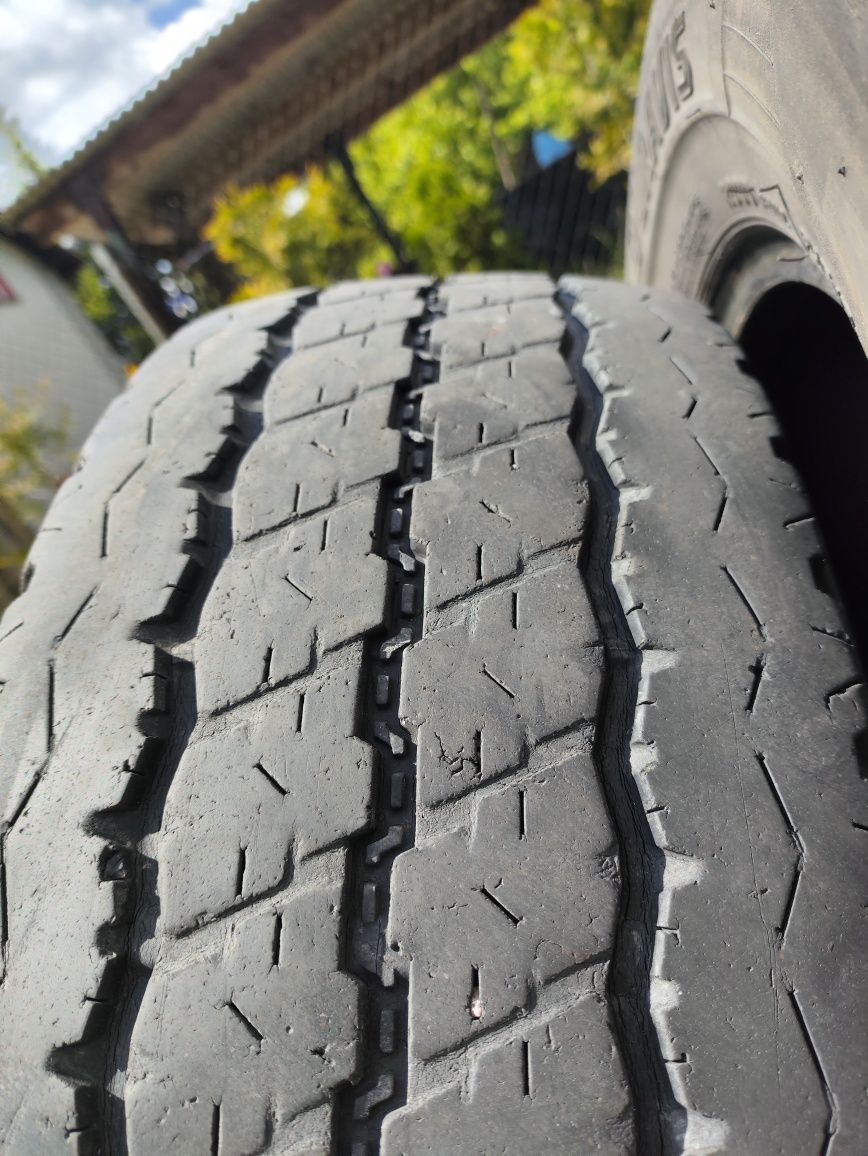 OKAZJA 4x wzmacniane  opony letnie 215/70 R15C  Bridgestone