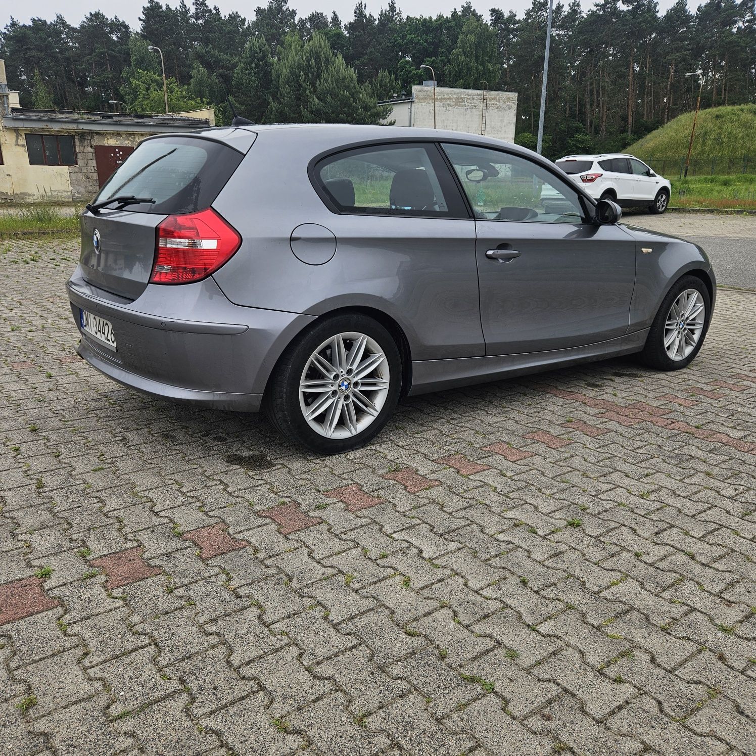 Bmw e87 120d automat