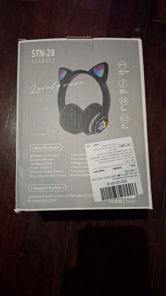 Auriculares Bluetooth com orelhas de gato