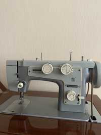 Швейна машинка, Подольск 142