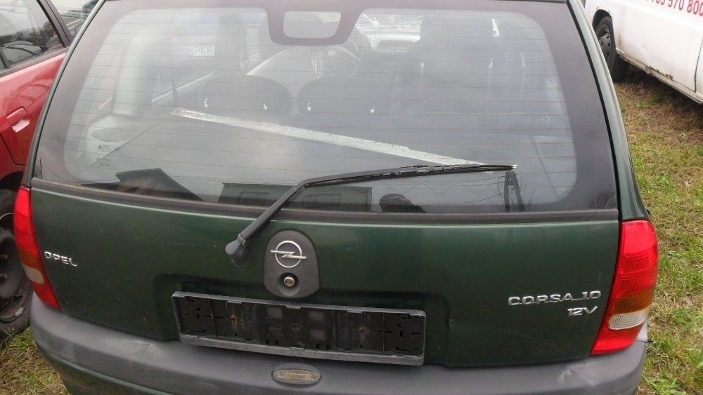 Opel Corsa B,5 drzwi,lampa tylna