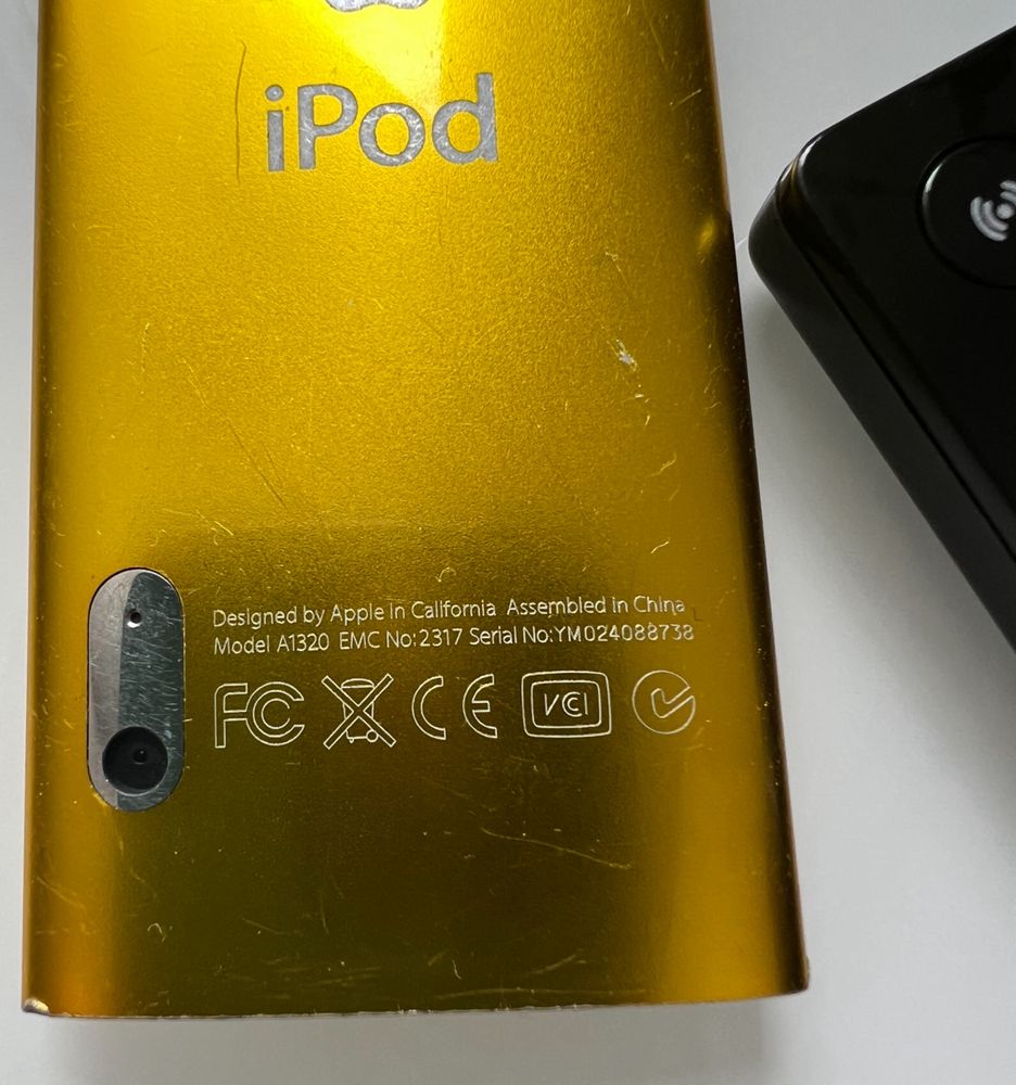 IPod nano + аккустическая докстанция