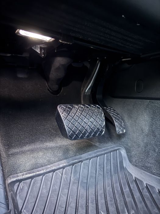 Audi A4 2017 седан 2.0 TFSI 185 kW